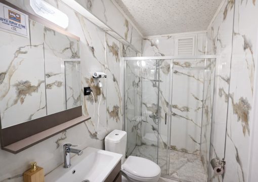 Tek Kişilik Double Yataklı Oda